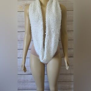 Collection Eighteen Wool White Infinity Loop Scarf White Ivory NWT Reg $ 32.00